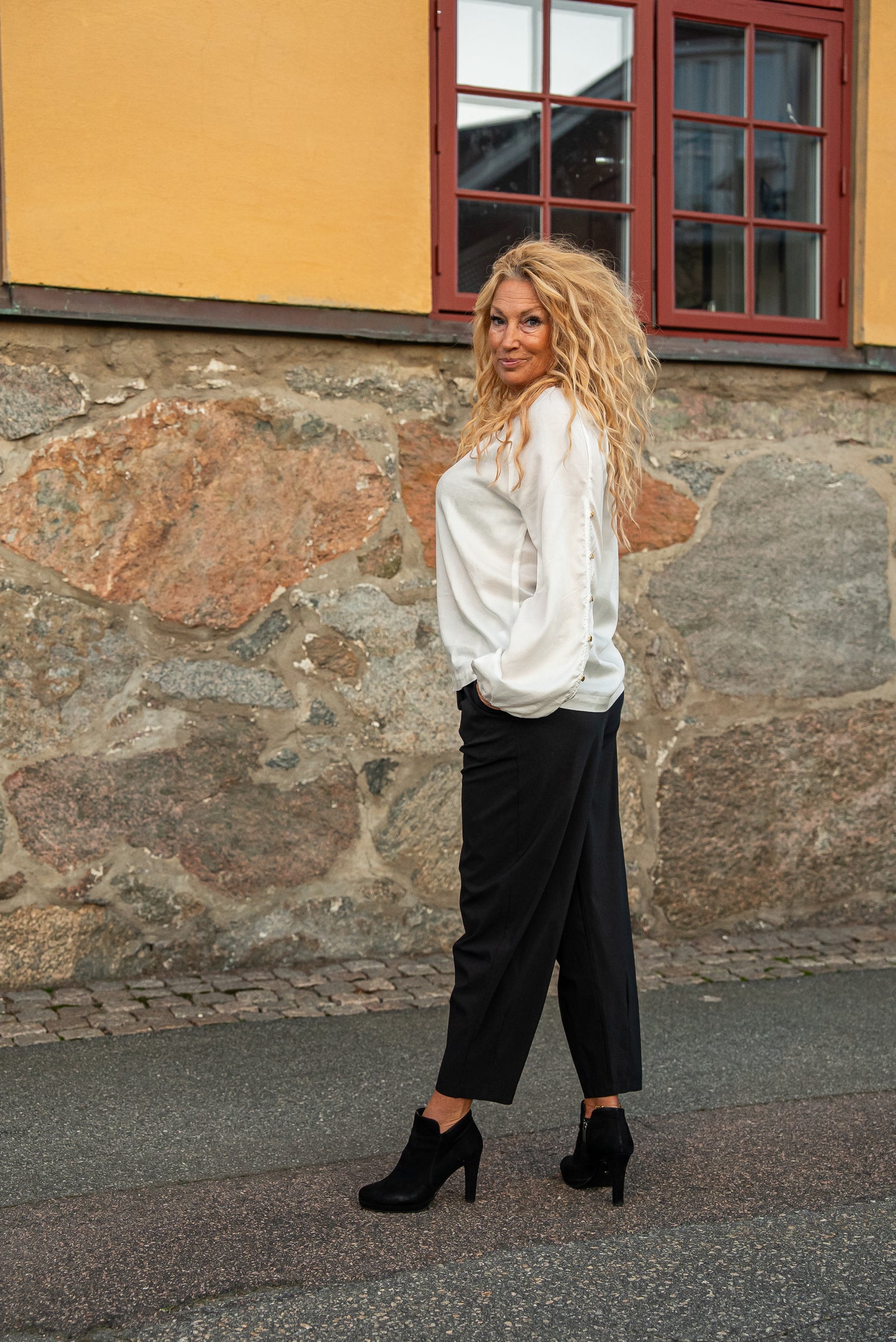 DAVINA BARREL PANT