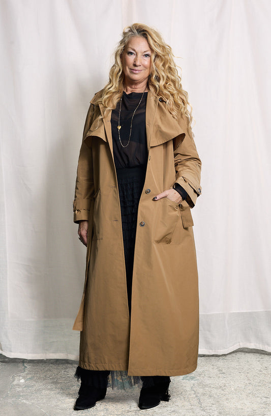 TRENCH COAT