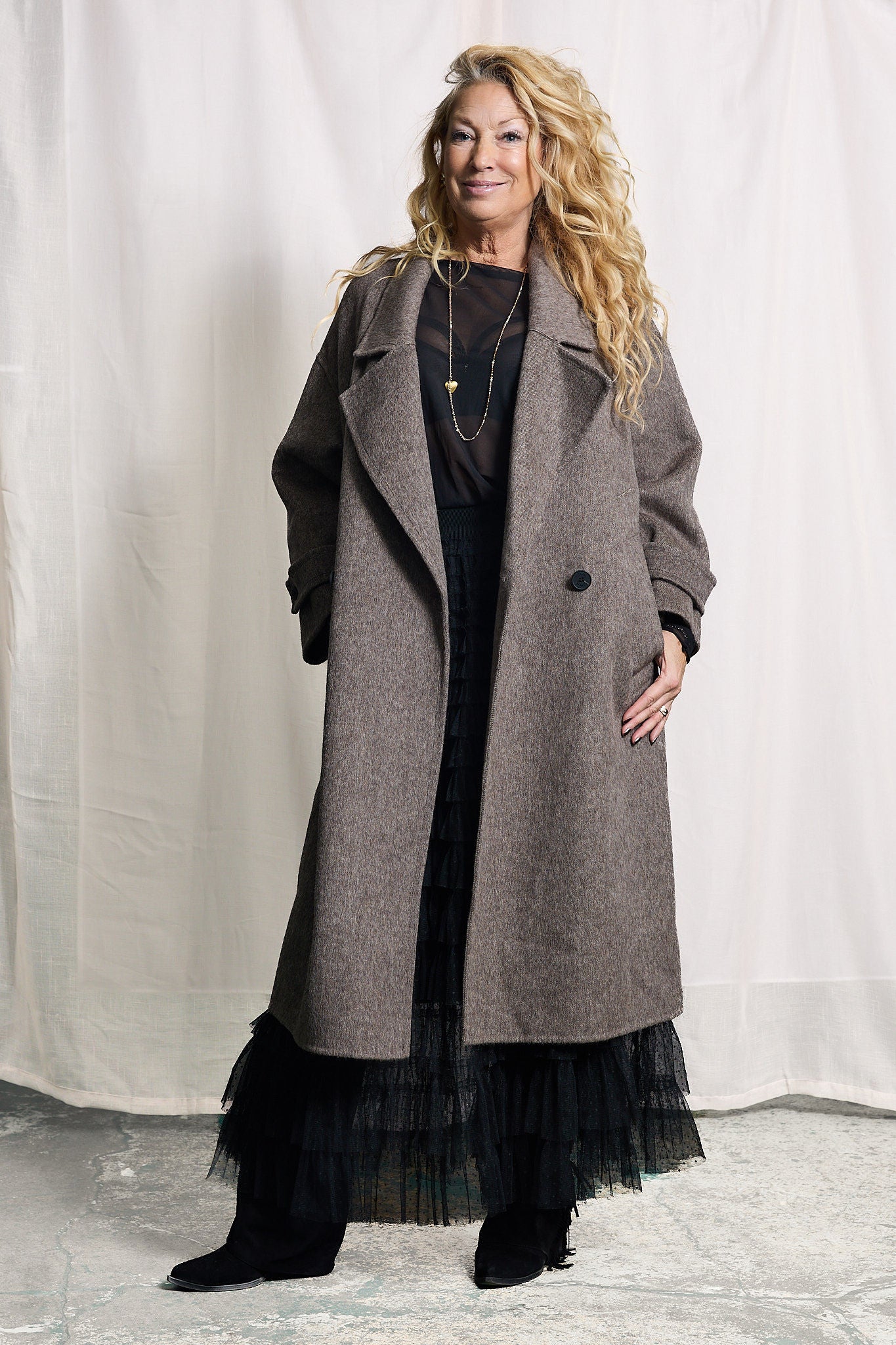 Elegant oversized kappa